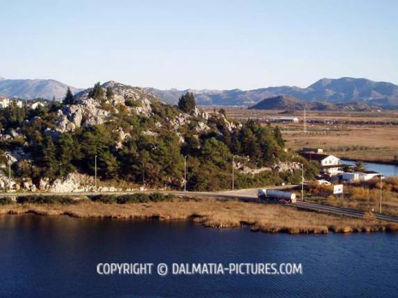 http://www.dalmatia-pictures.com/wp-content/uploads/2012/05/ploce_003.jpg